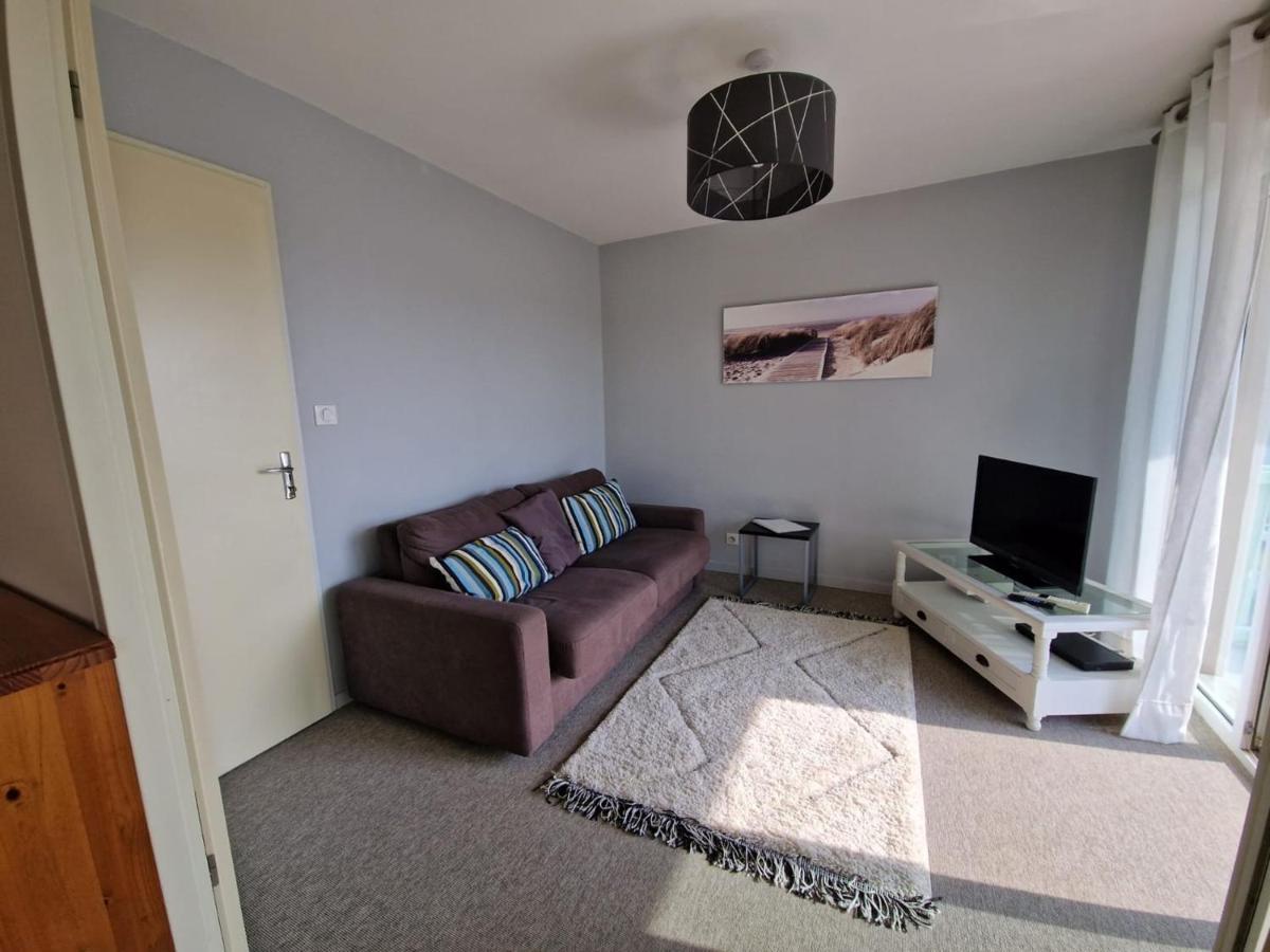 Appartement Avec Piscine, Tennis & Balcon, Centre-Ville Chatelaillon-Plage, 6 Pers, 2 Ch - Fr-1-706-17 Esterno foto