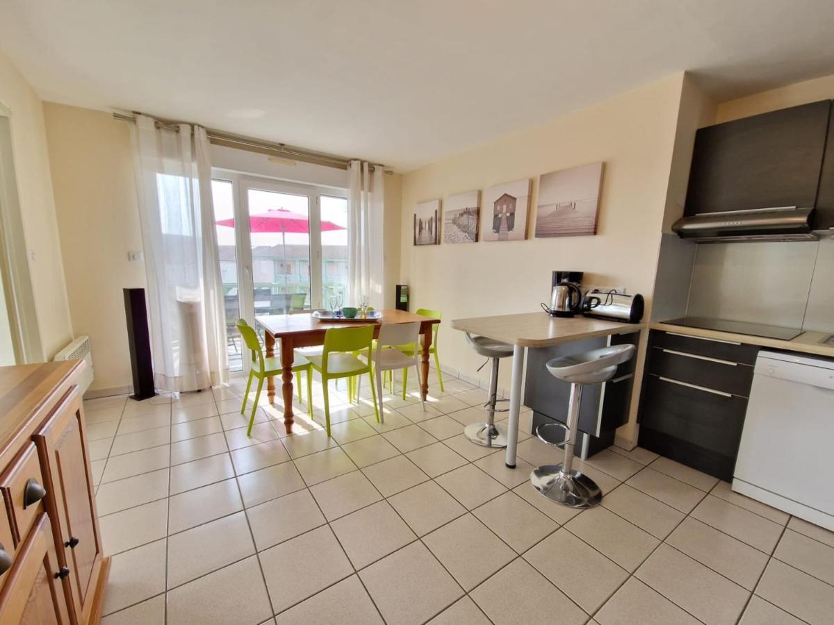 Appartement Avec Piscine, Tennis & Balcon, Centre-Ville Chatelaillon-Plage, 6 Pers, 2 Ch - Fr-1-706-17 Esterno foto