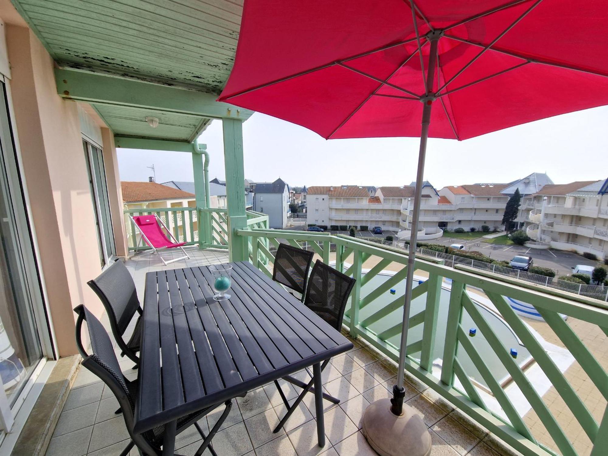Appartement Avec Piscine, Tennis & Balcon, Centre-Ville Chatelaillon-Plage, 6 Pers, 2 Ch - Fr-1-706-17 Esterno foto